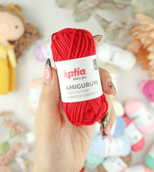 Ovillo Amigurumi 100% algodón Rojo de Katia