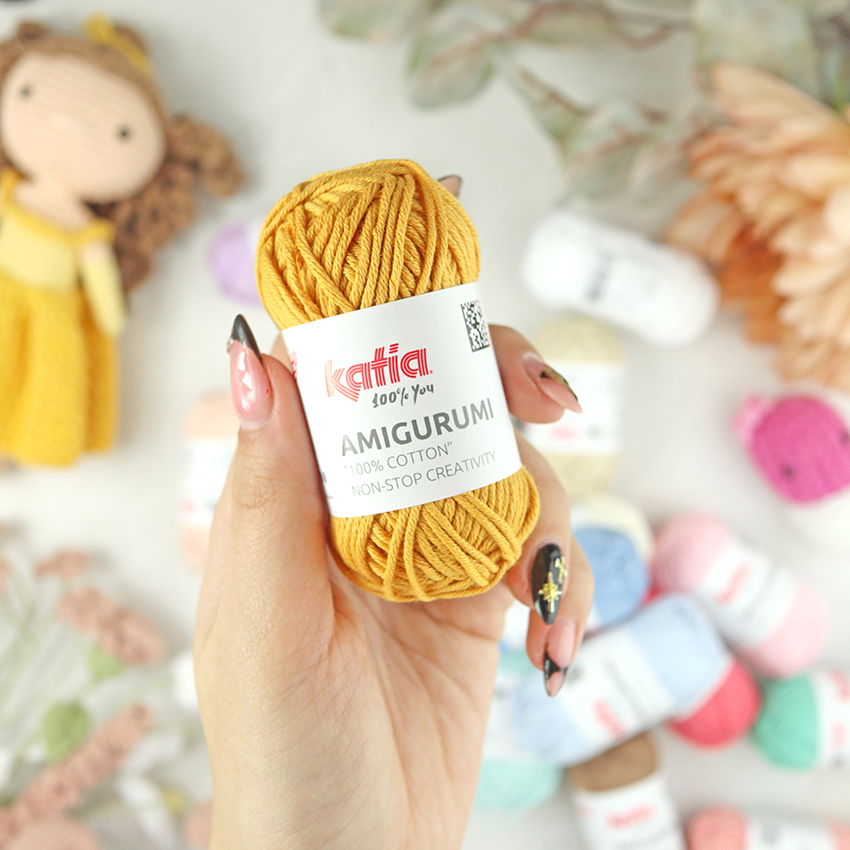 Ovillo Amigurumi 100% algodón Mostaza de Katia