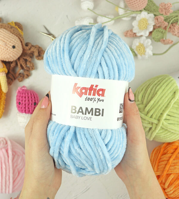 Ovillo Bambi Cielo de Katia
