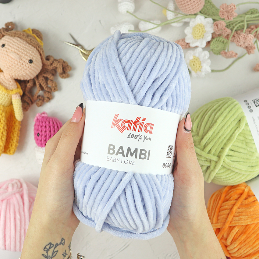 Ovillo Bambi Azul Bebé de Katia