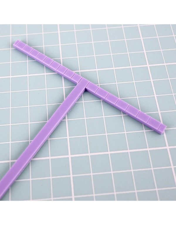 T para encuadernación color Lila. Diseño de Alúa Cid
