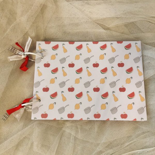 Recetario hecho a mano por Alúa Cid. Proyecto de scrapbooking