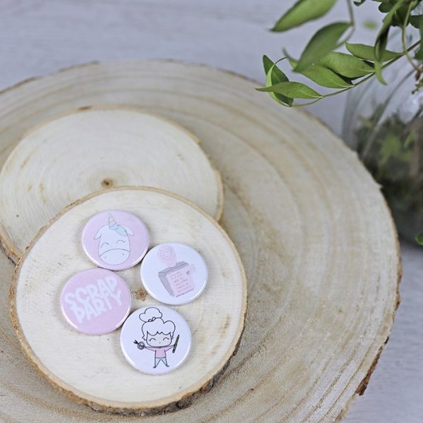 Set de 4 chapas Scrapparty, especiales para scrapbooking
