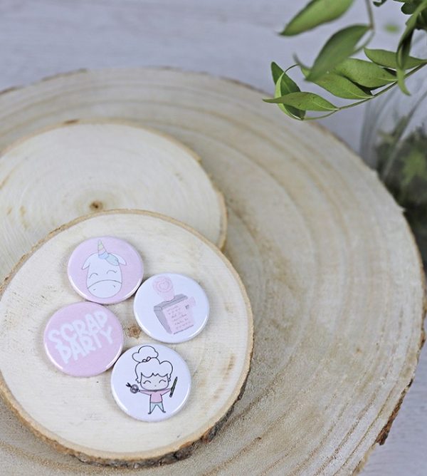 Set de 4 chapas Scrapparty, especiales para scrapbooking
