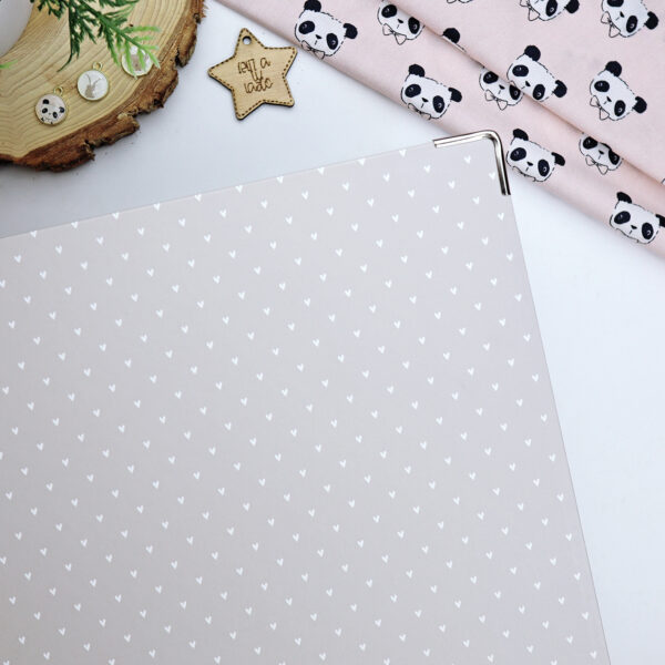 Carpeta 9x12'' corazones Pequeño Panda - Imagen 2