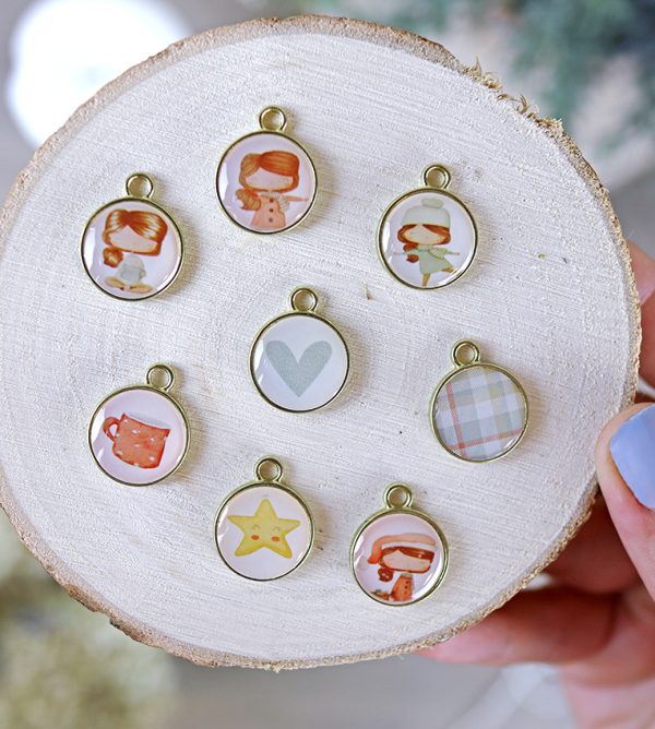 Set de charms metálicos de la colección Mazapán 8 ud