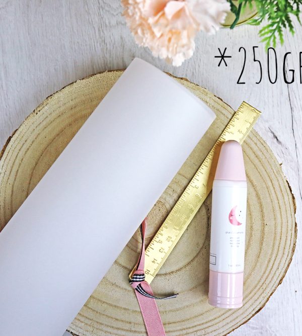 Papel vegetal grueso de 250 gr y tamaño A3. Para scrapbooking y manualidades