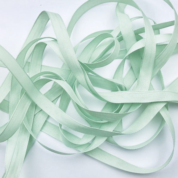 Lazo lino Verde menta, por metro. Para proyectos de scrap
