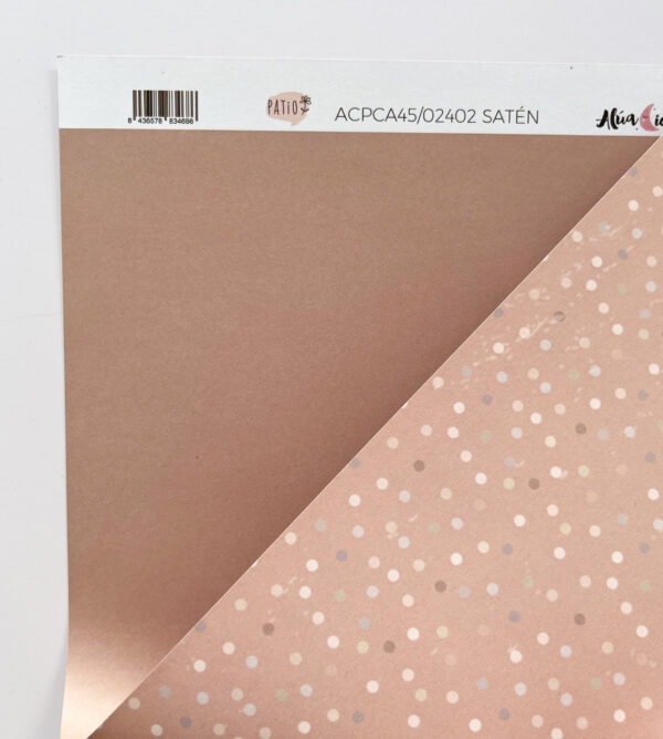 Cartulina básica para scrapbooking Satén. De la colección Patio, diseñada por Alúa Cid
