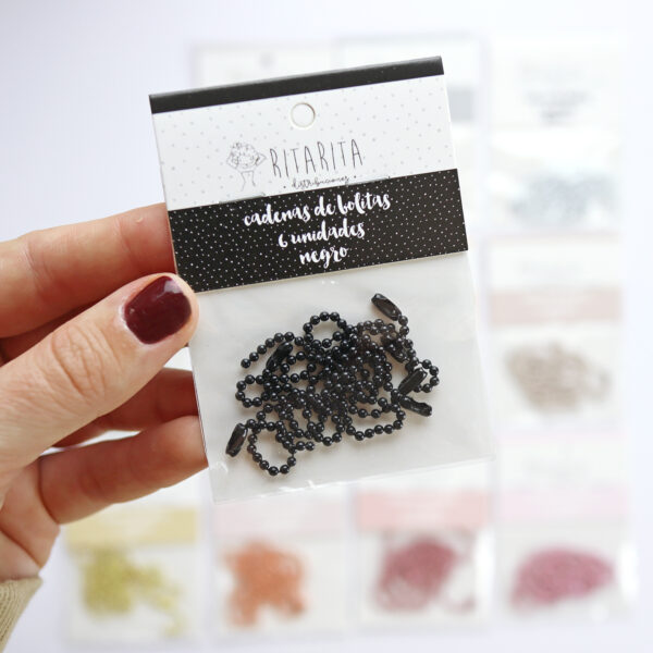Set de cadenas de bolitas en color negro. Para scrapbooking y manualidades