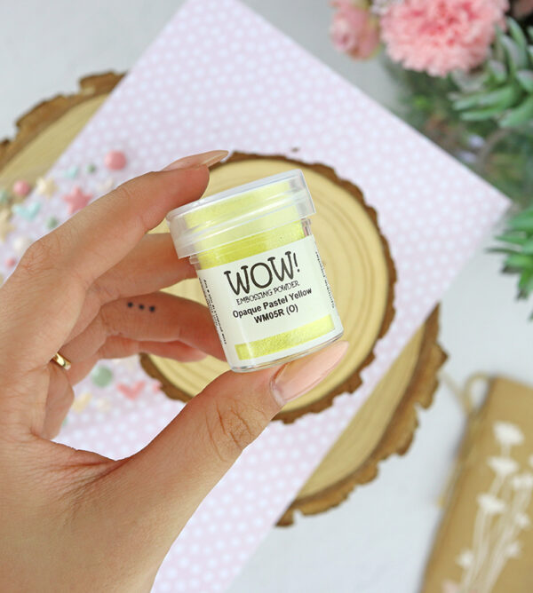 Polvos de emboss Opaque pastel yellow de WOW!