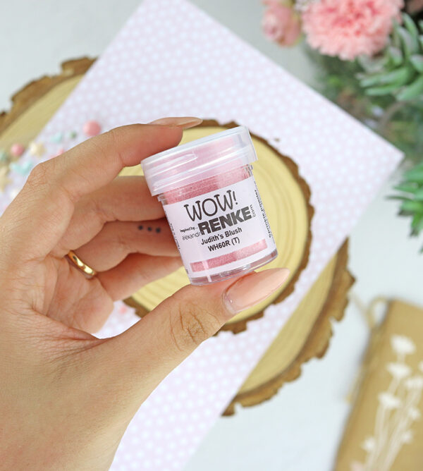 Polvos de emboss Judith's blush de WOW!