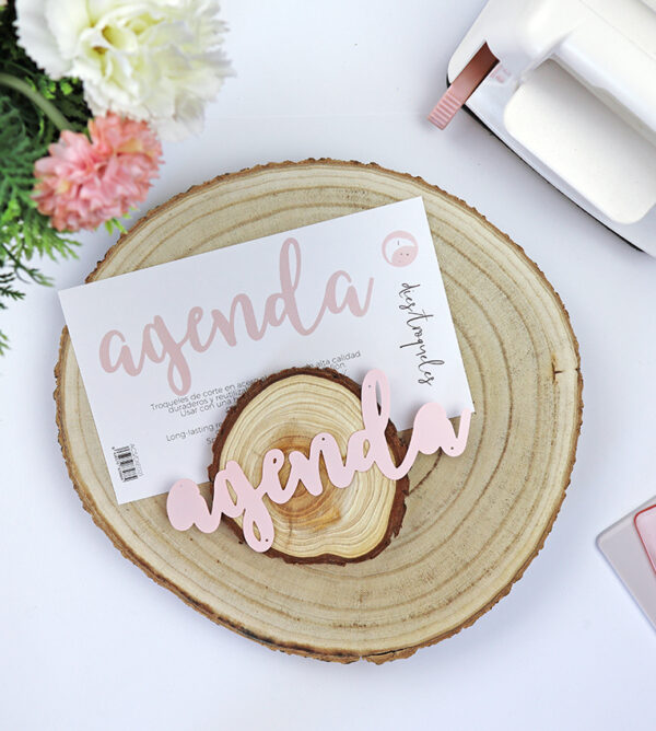 Troquel XL Agenda, para scrapbooking. Diseño de Alúa Cid