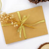 Lazo fino metalizado dorado. Para scrapbooking, manualidades y costura creativa