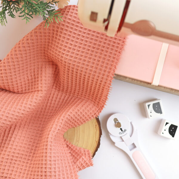 Tela Wafle Coral, para costura creativa