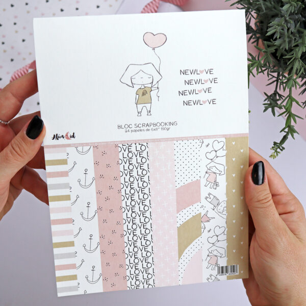 Bloc pequeño New Love para scrapbooking. Diseño de Alúa Cid