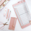 Cizalla Rosa 12" para scrapbooking y manualidades. Marca Alúa Cid