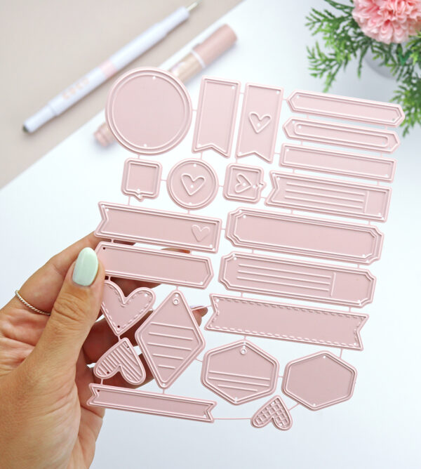 Set de troqueles etiquetas básicas, para scrapbooking y manualidades. Diseño de Alúa Cid