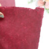 Papel hecho a mano color Cereza 32x45 cm - Imagen 2