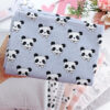Tela Pandas azul. De la colección Pequeño Panda, de Alúa Cid