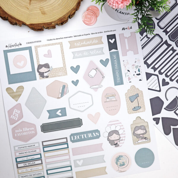 Hoja de troquelados Libertad Invierno Etiquetas, para scrapbooking y manualidades. Diseño de Alúa Cid