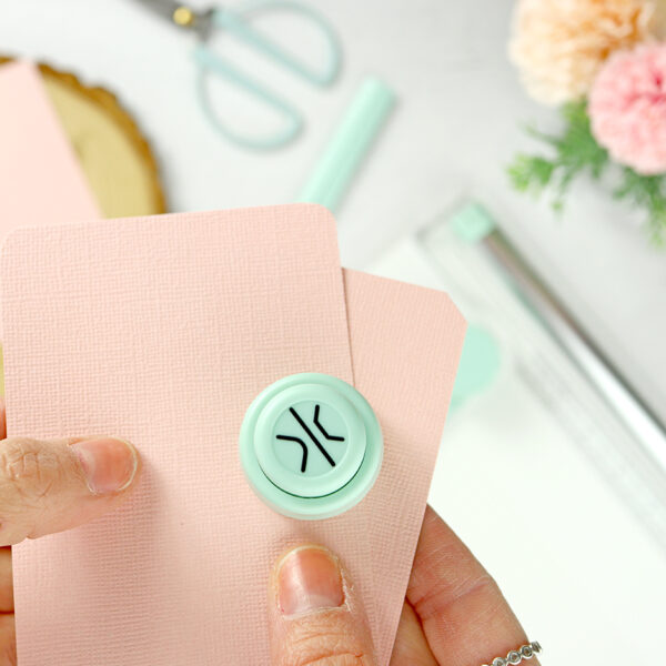 Tabla de plegado y cizalla, de Sizzix - Imagen 8