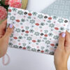Tela Campo de flores, diseñada por Alúa Cid para trabajos de costura creativa