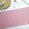 Papel laminado tamaño especial Lunares Sra Lola, para encuadernación y scrapbooking. Diseño e ilustraciones de Alúa Cid