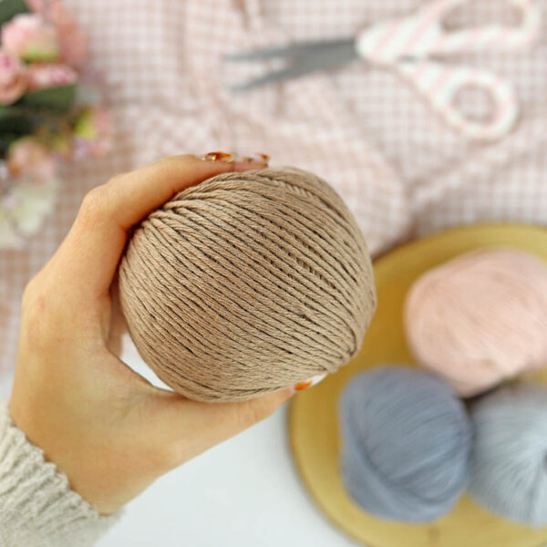 Ovillo Castaño 3.5 Nature, para crochet - Imagen 3