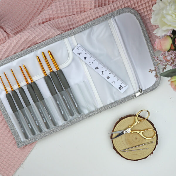 Estuche de ganchillos Gold, de Tulip - Imagen 2