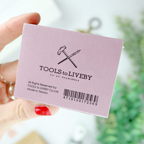 Clips forma Niágara, de Tools to Liveby - Imagen 3
