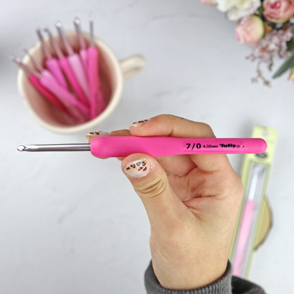 Ganchillo Rosa 4.00 mm, de Tulip