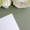 Papel embossado Peonías, de Lora Bailora - Imagen 4