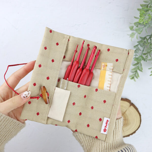 Estuche de ganchillos Rojo, de Tulip - Imagen 2