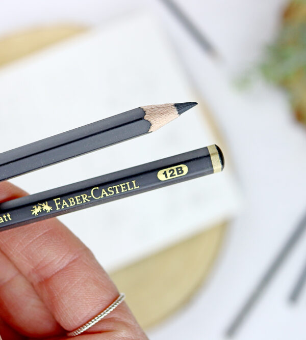 Lápiz Pitt Graphite Matt 12B de Faber Castell