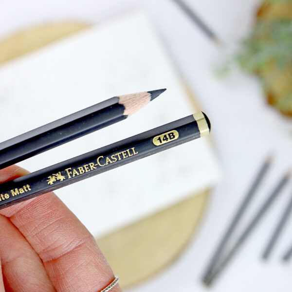 Lápiz Pitt Graphite Matt 14B de Faber Castell
