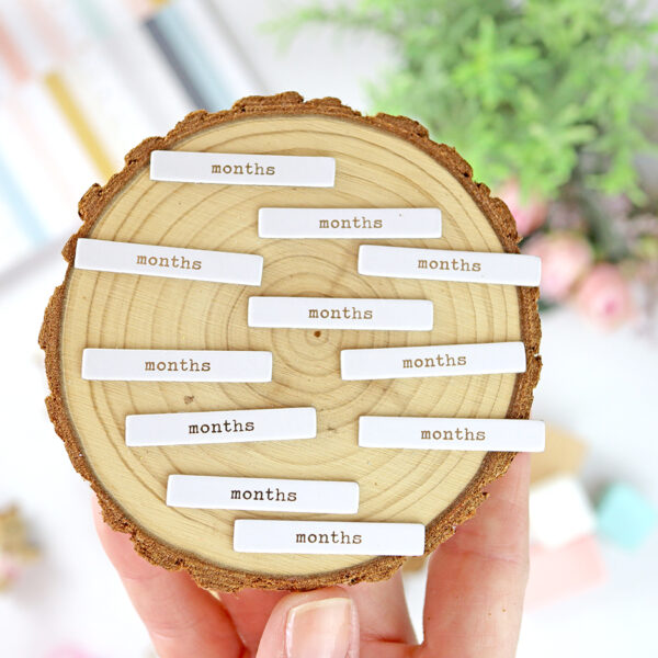 Chipboard Números con foil Baby M de Lora Bailora - Imagen 7