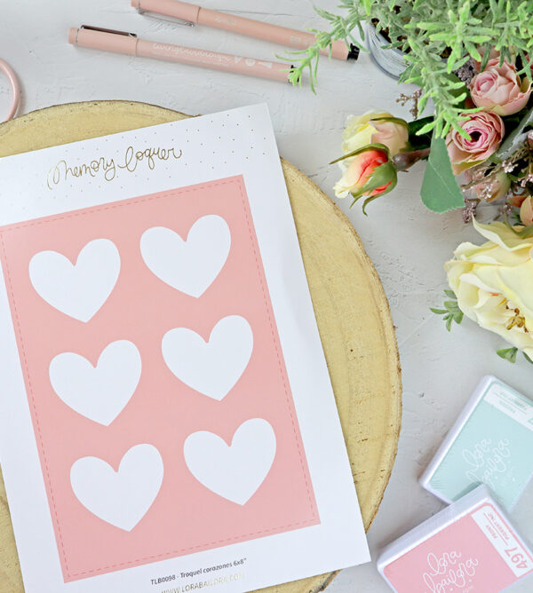 Set de troqueles Corazones 6x8", de Lora Bailora