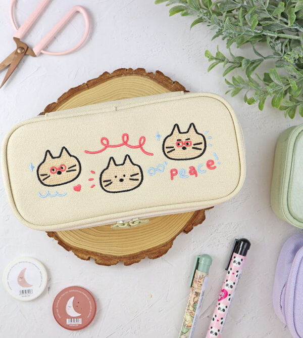 Estuche Beige de Iconic