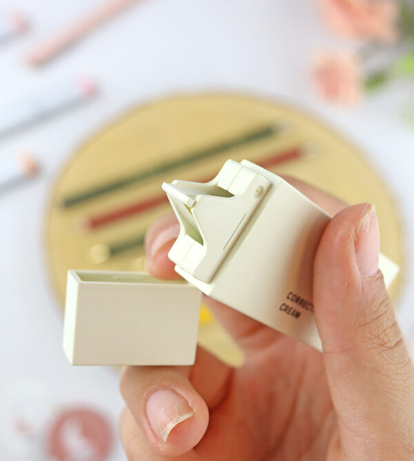 Cinta correctora crema de Midori