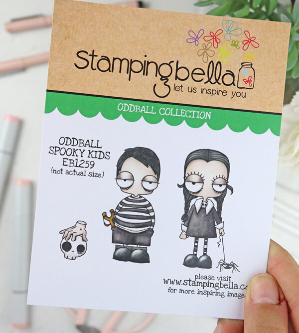 Sello Oddball Spooky Kids de Stamping Bella