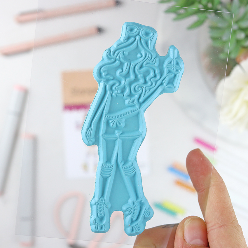 Sello Curvy Girl Loves to roller Skate de Stamping Bella - Imagen 3