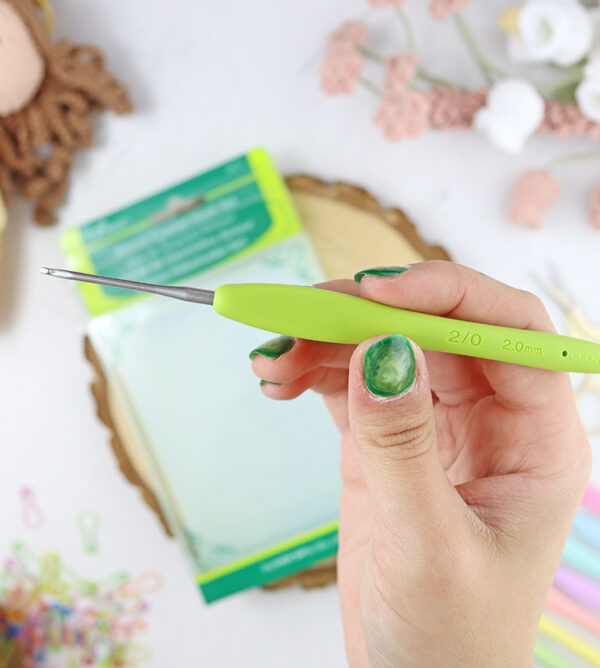 Ganchillo Amour 2.00 mm de Clover