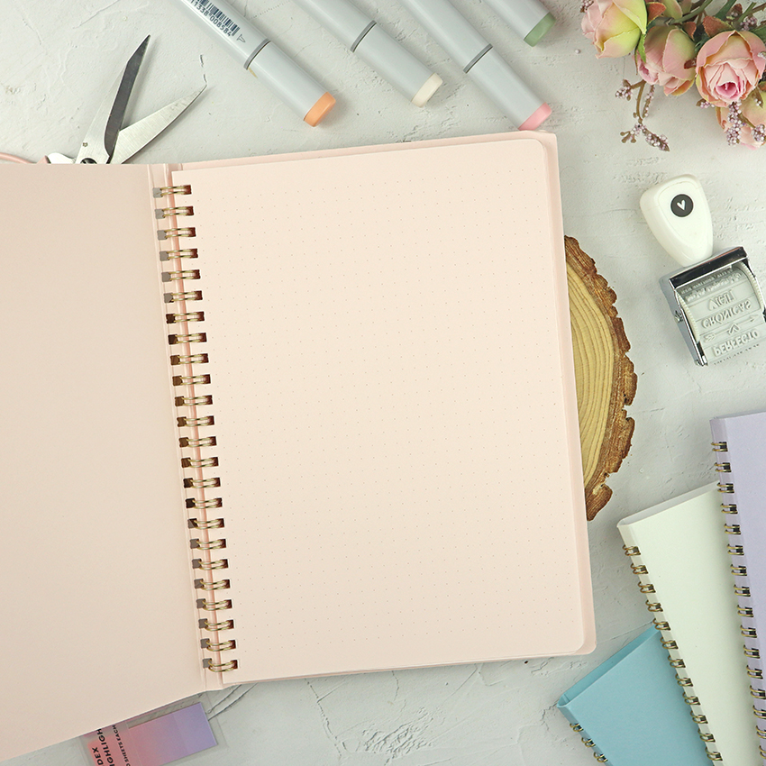 Cuaderno A5 punteado Rosa de Midori - Imagen 2