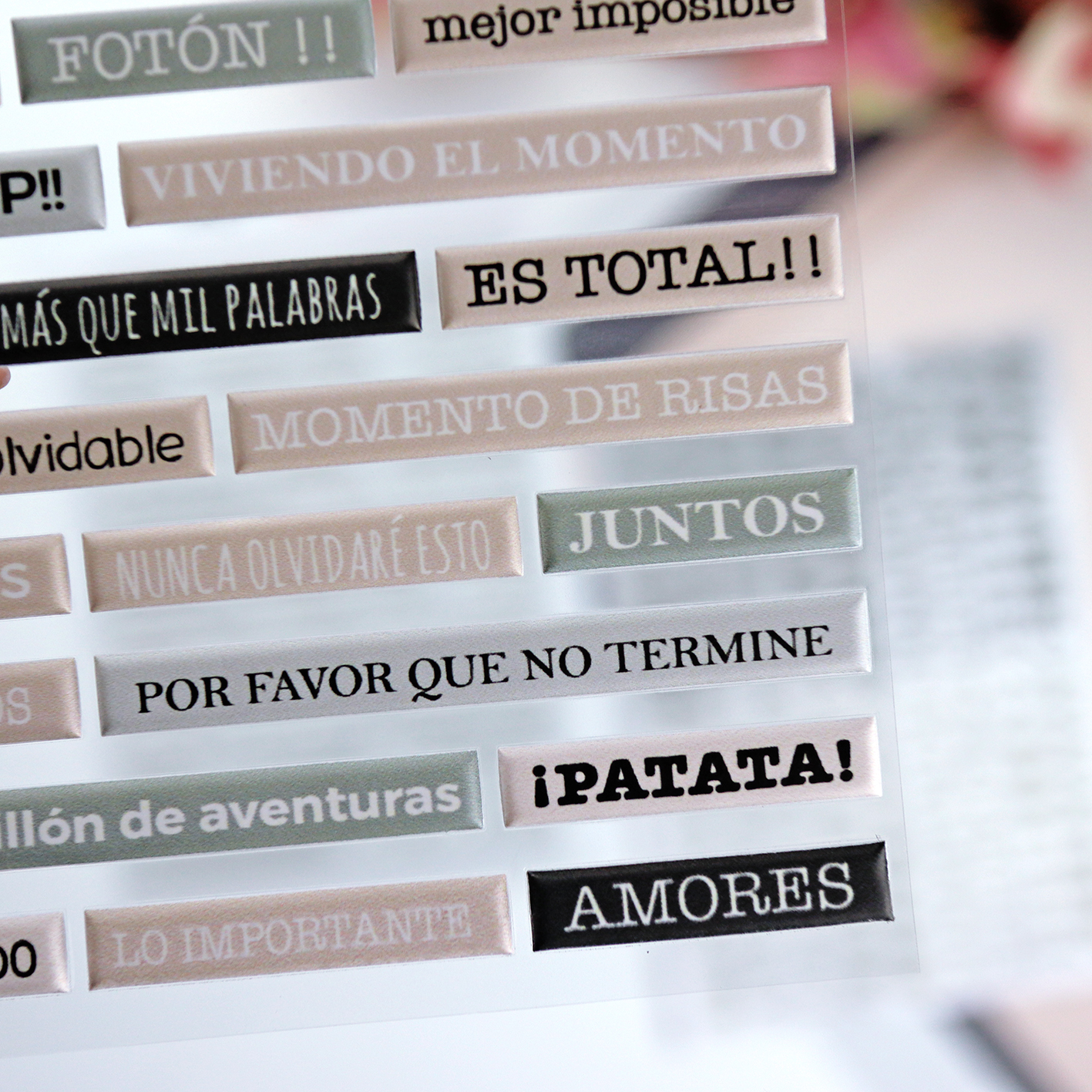 Pegatinas puffy Banners con mensajes En Femenino de Alúa Cid - Imagen 2