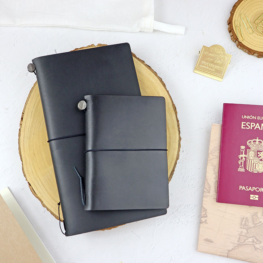 Set Traveler's Notebook Regular Negro - Imagen 13