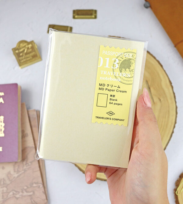 Cuaderno Crema 013 para Traveler's Notebook Pasaporte